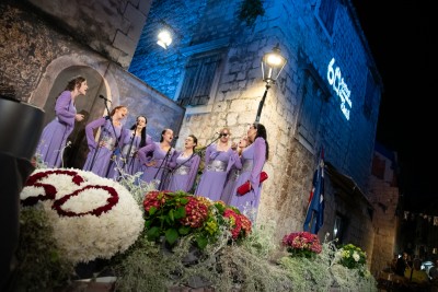 13 klapa Liron.jpg